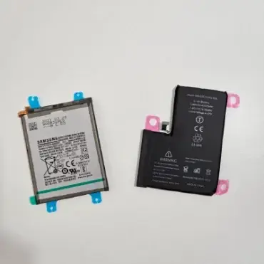 Remplacement de batterie hs sur iPhone et Samsung